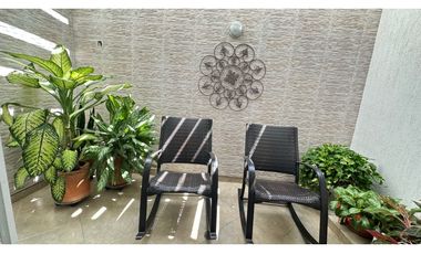 MODERNA CASA CON SISTEMA DE PANEL SOLAR Rodadero Reservado-060-