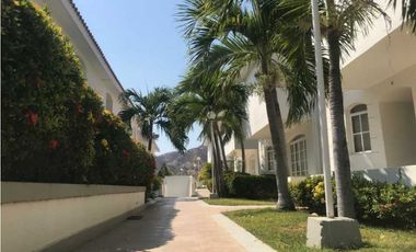 MODERNA CASA CON SISTEMA DE PANEL SOLAR Rodadero Reservado-060-