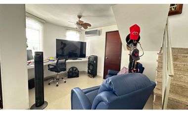 MODERNA CASA CON SISTEMA DE PANEL SOLAR Rodadero Reservado-060-