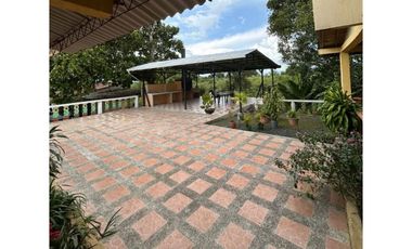 SE VENDE FINCA EN ALCALA