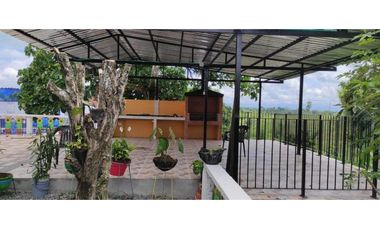 SE VENDE FINCA EN ALCALA