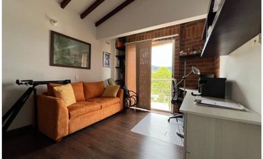 Venta de Casa en Unidad cerrada en el Retiro