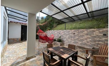 Venta de Casa en Unidad cerrada en el Retiro