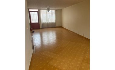 VENDO CASA MISTARES 1 CONJUNTO CERRADO