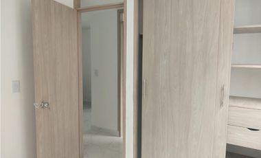 ALQUILO APARTAMENTO EN EL SECTOR LAGO LA PRADERA COD 9487402