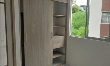 ALQUILO APARTAMENTO EN EL SECTOR LAGO LA PRADERA COD 9487402