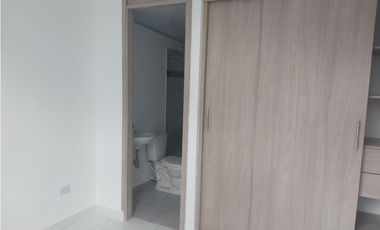 ALQUILO APARTAMENTO EN EL SECTOR LAGO LA PRADERA COD 9487402