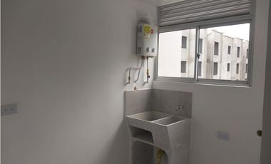 ALQUILO APARTAMENTO EN EL SECTOR LAGO LA PRADERA COD 9487402