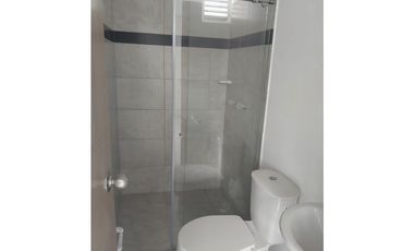 ALQUILO APARTAMENTO EN EL SECTOR LAGO LA PRADERA COD 9487402