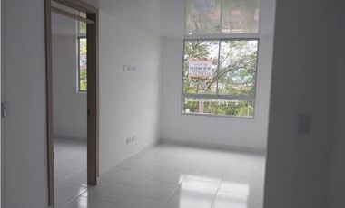 ALQUILO APARTAMENTO EN EL SECTOR LAGO LA PRADERA COD 9487402