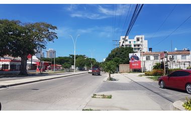 Apartamento con excelente vista cerca a Makro - 005