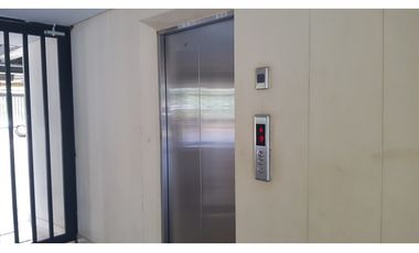 Apartamento con excelente vista cerca a Makro - 005