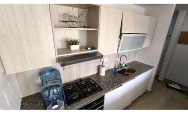 Apartamento con excelente vista cerca a Makro - 005