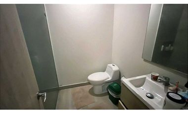 Apartamento con excelente vista cerca a Makro - 005