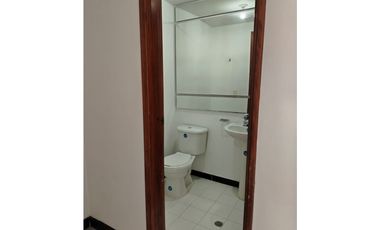 ARRIENDO OFICINA EN EL CENTRO DE PEREIRA