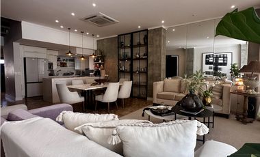 Se vende casa de 3 niveles cerca a la playa en Pozos Colorados