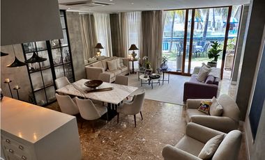 Se vende casa de 3 niveles cerca a la playa en Pozos Colorados