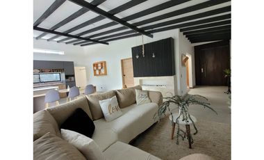 Se vende finca ubicada en el municipio de Marinilla Antioquia.