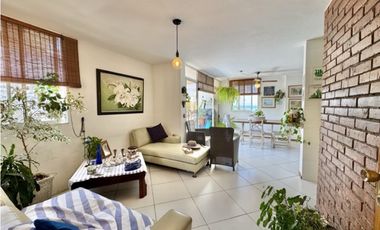 Apartamento en el corazon del Rodadero con vista y permiso de turismo