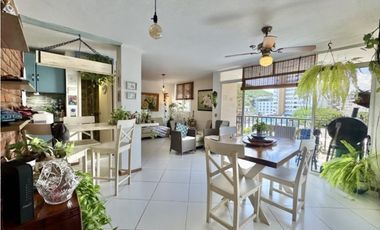Apartamento en el corazon del Rodadero con vista y permiso de turismo
