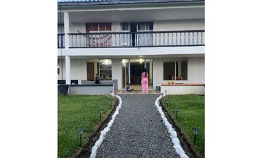 SE ALQUILA FINCA POR DIAS, 30 Personas ARABIA