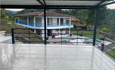 SE ALQUILA FINCA POR DIAS, 30 Personas ARABIA