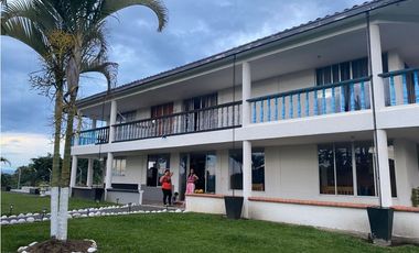 SE ALQUILA FINCA POR DIAS, 30 Personas ARABIA