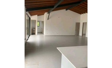 Arriendo Casa Finca en Envigado la Mina