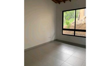 Arriendo Casa Finca en Envigado la Mina