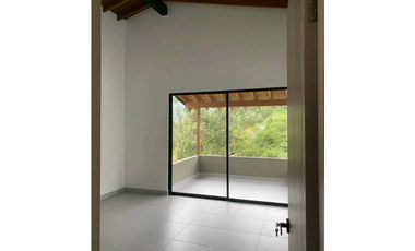 Arriendo Casa Finca en Envigado la Mina