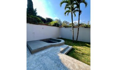 Casa en Arriendo en Envigado sector Benedictino