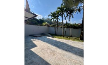 Casa en Arriendo en Envigado sector Benedictino