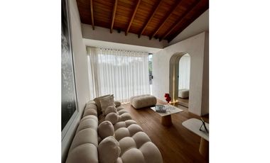 Casa en Arriendo en Envigado sector Benedictino