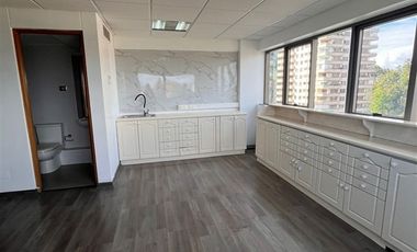 Oficina en Arriendo en COD204 Avenida Alemania