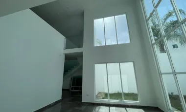 Casa en venta en La Joya Privada Residencial, Monterrey, Nuevo León