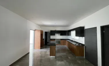 Casa en venta en La Joya Privada Residencial, Monterrey, Nuevo León
