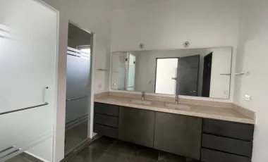 Casa en venta en La Joya Privada Residencial, Monterrey, Nuevo León