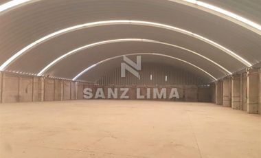 Carr Celaya-Salvatierra: Amplia bodega con excelente ubicacion cerca libramiento