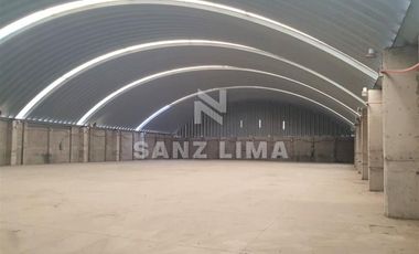Carr Celaya-Salvatierra: Amplia bodega con excelente ubicacion cerca libramiento
