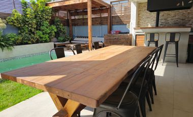 SE VENDE AMPLIA CASA EXTERIOR DE CONDOMINIO