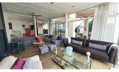 Venta Parcela de Agrado 5D con piscina en Hacienda Rinconada