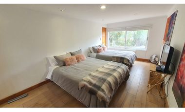 Venta Parcela de Agrado 5D con piscina en Hacienda Rinconada