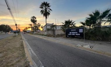 Terreno Comercial con 200 Metros de frente sobre Calzada Aeropuerto Salida a Navolato - Altata con alto flujo vehicular al poniente de Culiacaná