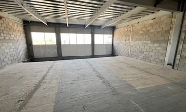 Locales en Renta en Plaza Centro 87 en frente de Parque 87 y a un lado de Autozone y Walmart Mexico 68