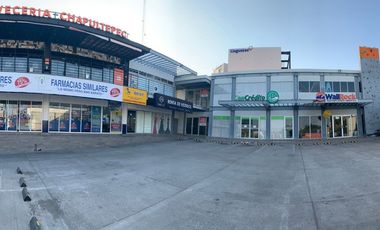 Locales en Renta en Plaza Centro 87 en frente de Parque 87 y a un lado de Autozone y Walmart Mexico 68