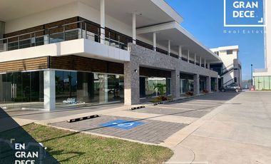 Locales Comerciales en Renta, Plaza Punto Marenna, Frente a Plaza Galerias Liverpool Marina Mazatlan, Anclada con Hotel Ibis, Restaurantes.