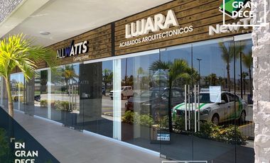 Locales Comerciales en Renta, Plaza Punto Marenna, Frente a Plaza Galerias Liverpool Marina Mazatlan, Anclada con Hotel Ibis, Restaurantes.
