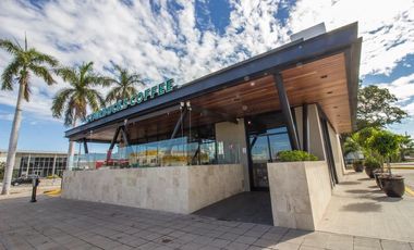 Locales Comerciales en Renta Plaza Punto Cultiva Agribusiness Center, 200 Cajones de Estacionamiento, Hotel Ibis, Starbucks, Bancos, Alto Flujo vial.