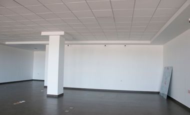 Locales Comerciales en Renta Plaza Punto Cultiva Agribusiness Center, 200 Cajones de Estacionamiento, Hotel Ibis, Starbucks, Bancos, Alto Flujo vial.