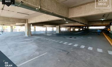 Locales en Renta Plaza Congreso, Sector Tres Rios, Blvd. Pedro Infante Corredor Automotriz, Ideal para restaurantes u oficinas. Estacionamiento Seguro